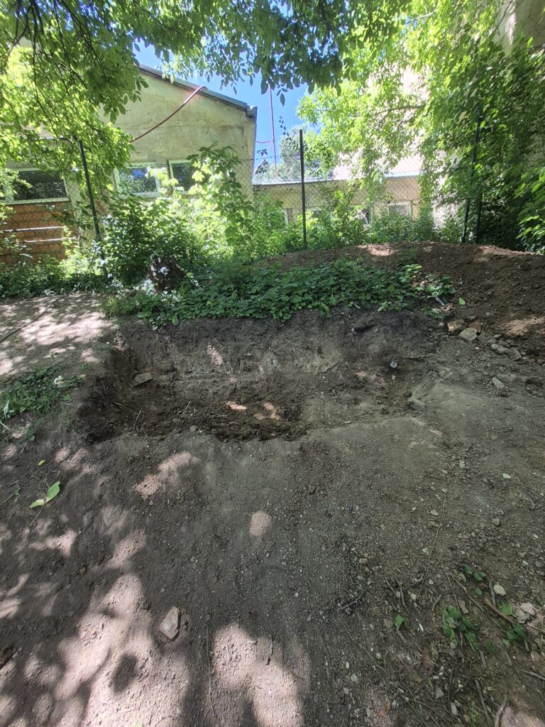 Jak vzniká naše malé archeologické naleziště 20260624 122733